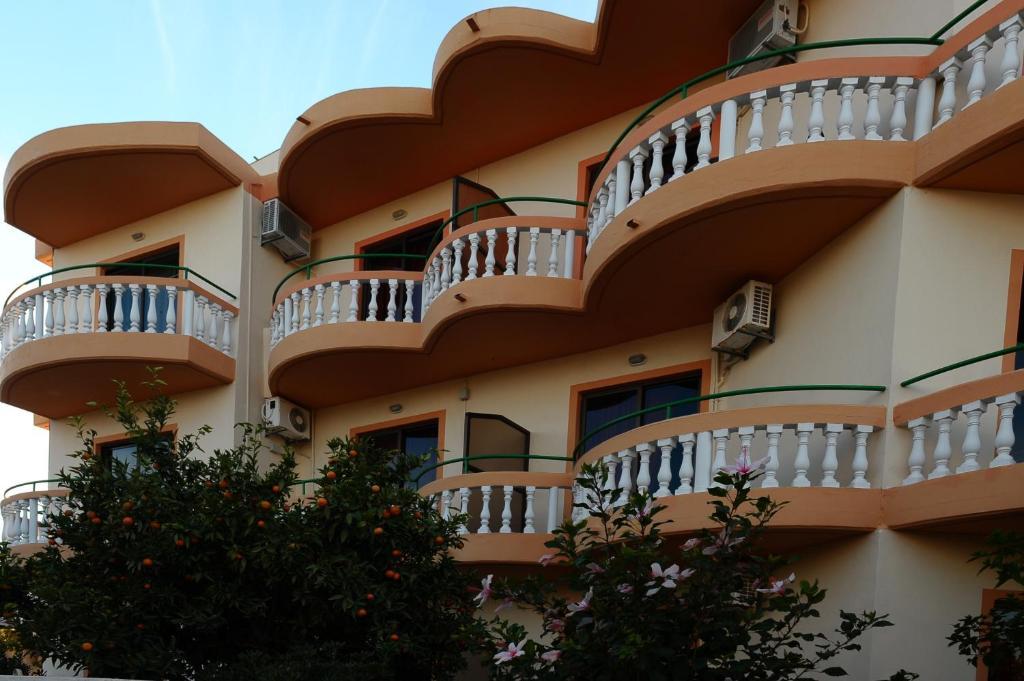 Villa George Faliraki Bagian luar foto
