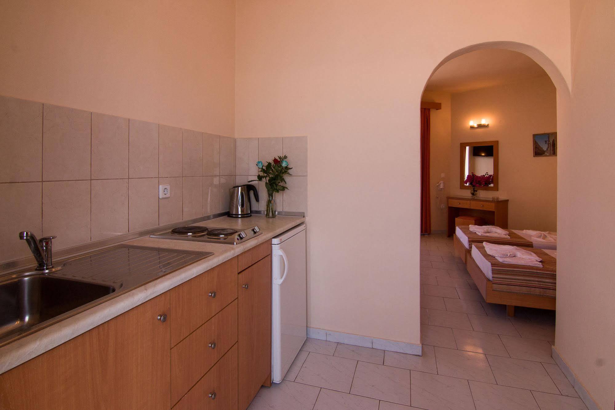 Villa George Faliraki Bagian luar foto