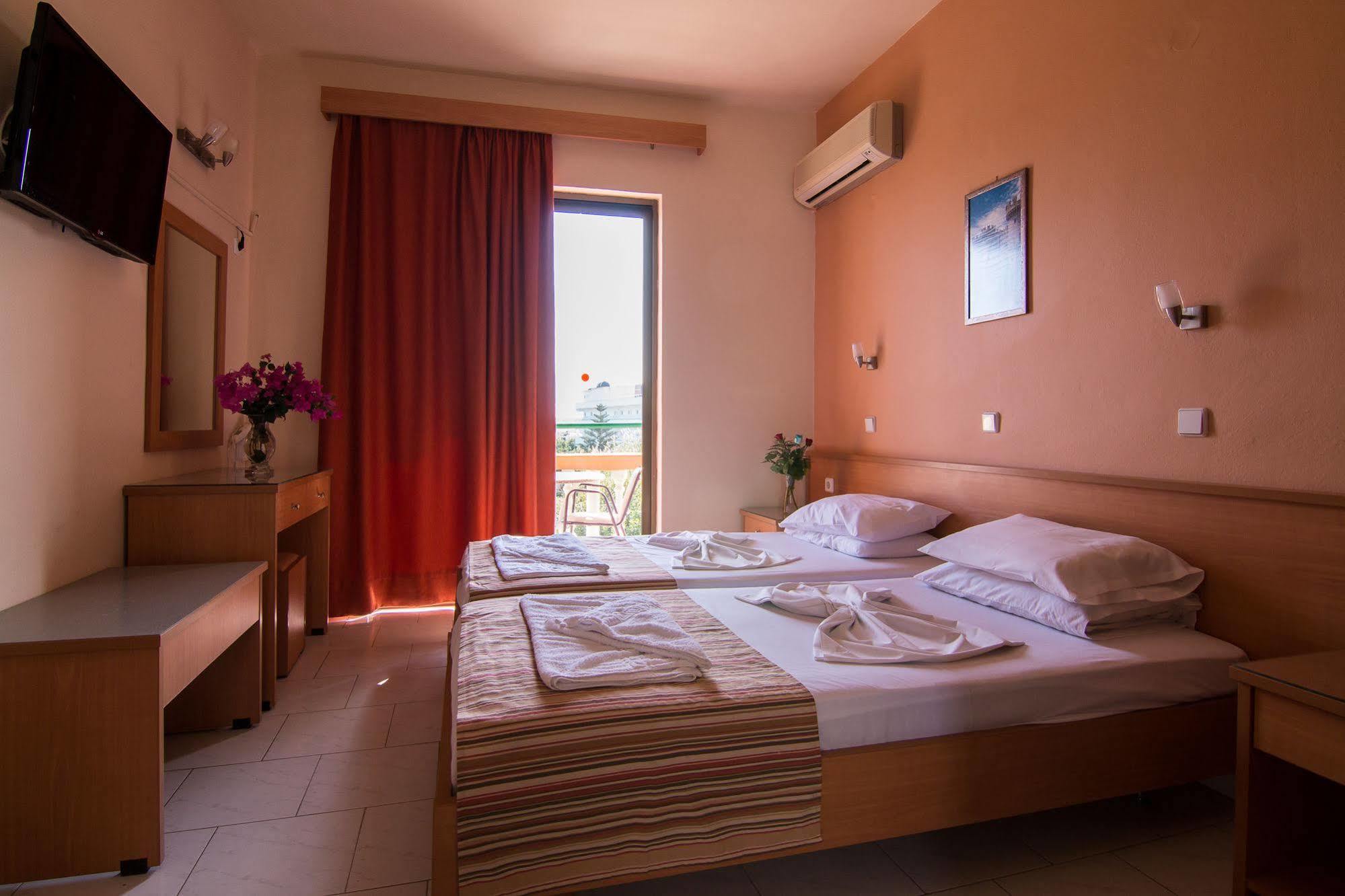 Villa George Faliraki Bagian luar foto